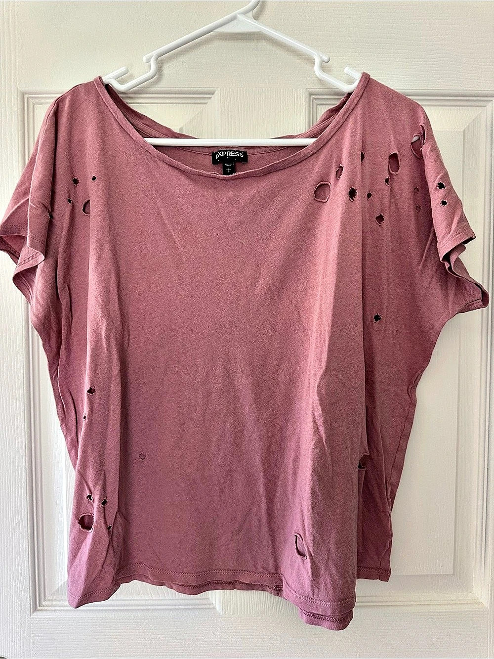 Express Distressed Short Sleeve Top in Pink Size Large